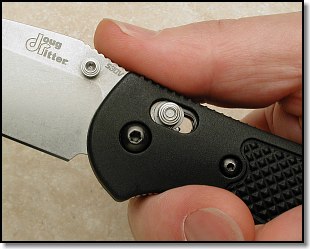 Doug Ritter RSK Mk1 showing thumb ramp and finger guard